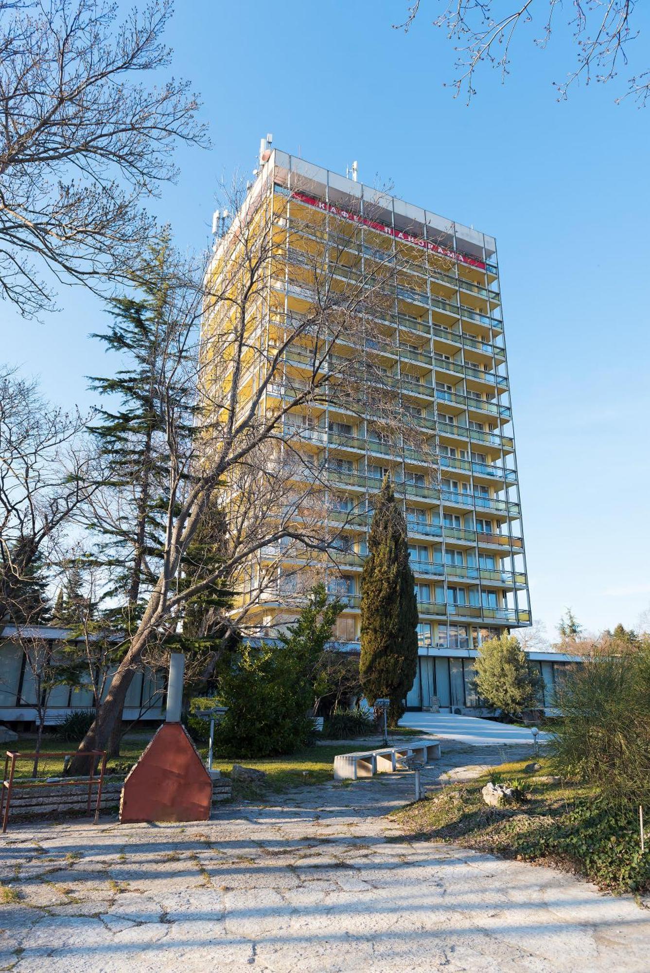 International Home Of Scientists Joliot Curie Saints Constantine and Helena Bagian luar foto