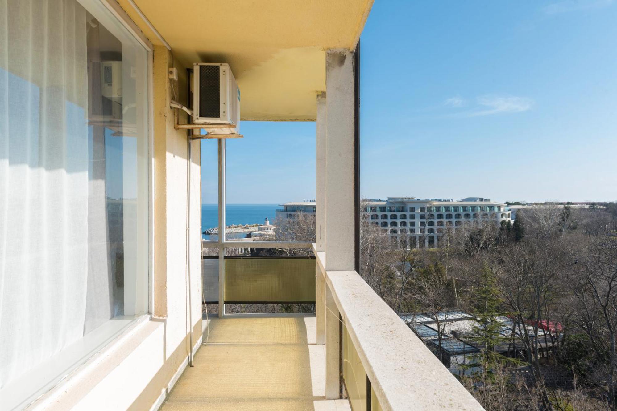 International Home Of Scientists Joliot Curie Saints Constantine and Helena Bagian luar foto