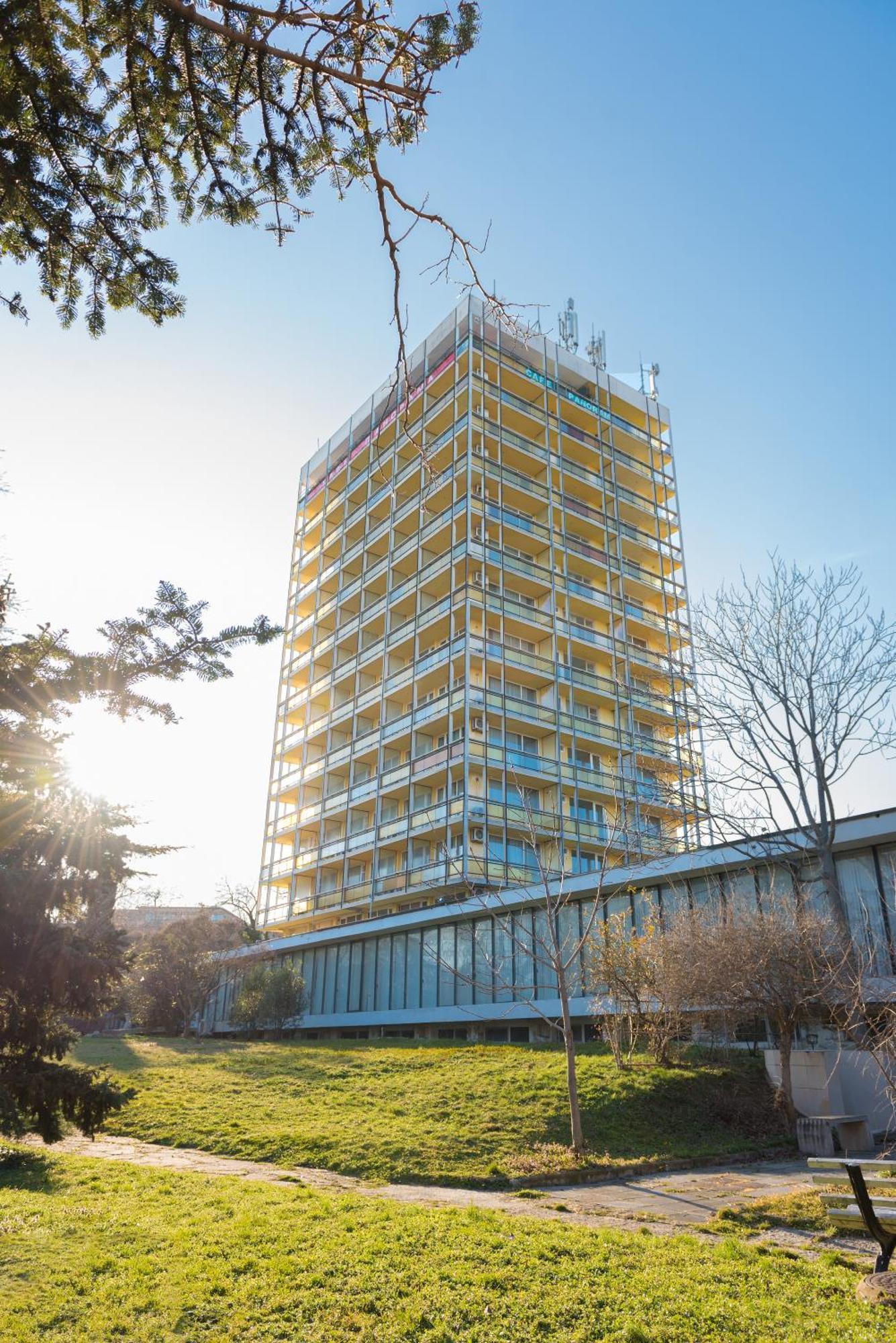 International Home Of Scientists Joliot Curie Saints Constantine and Helena Bagian luar foto
